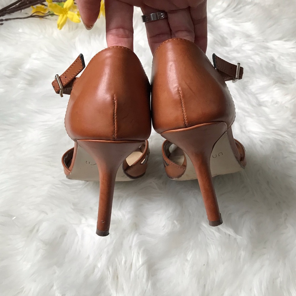 📬  * SOLD * 📬 Unisa Brown Heels - Picture 5 of 6